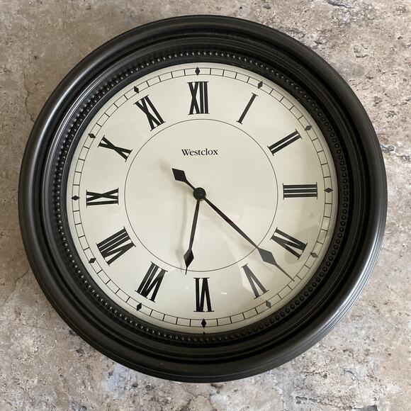 Westclox 15" Wall Clock Black Silent Non-Ticking Quartz Battery Operated - Picture 1 of 9
